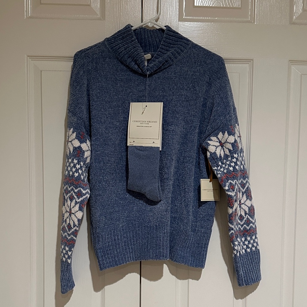 Christian Siriano Blue and White Patterned Women's Sweater